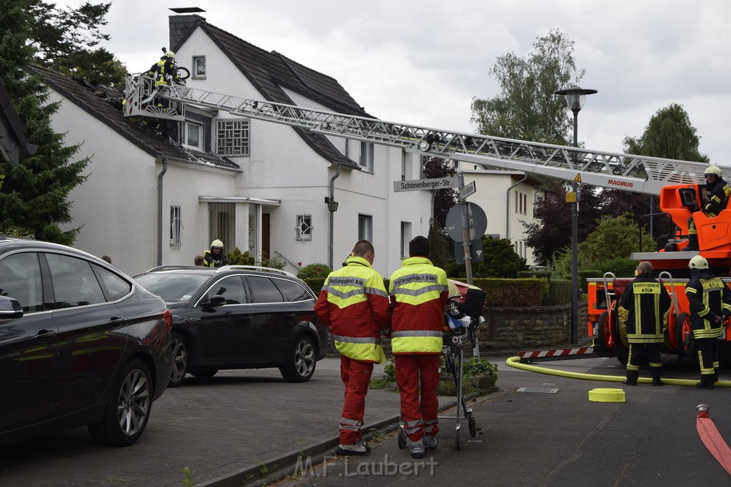 Feuer 2 Koeln Brueck Am Schildschen P29.JPG - Miklos Laubert